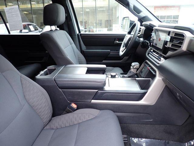 Toyota Sequoia 2025