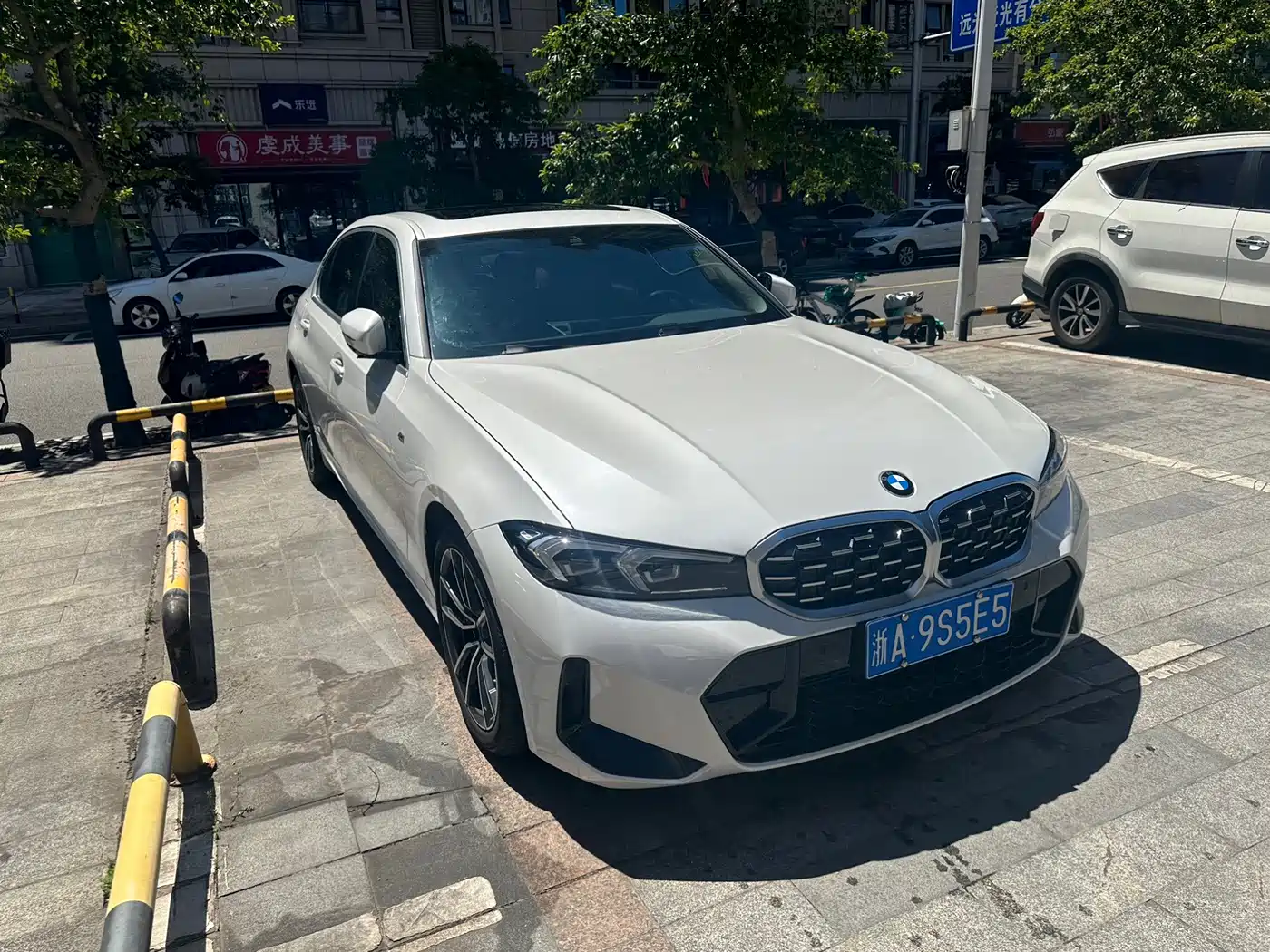 BMW 3 серии 2024