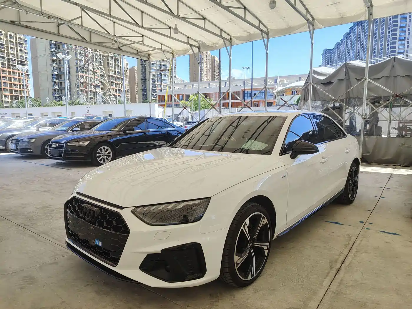 Audi A4 2025