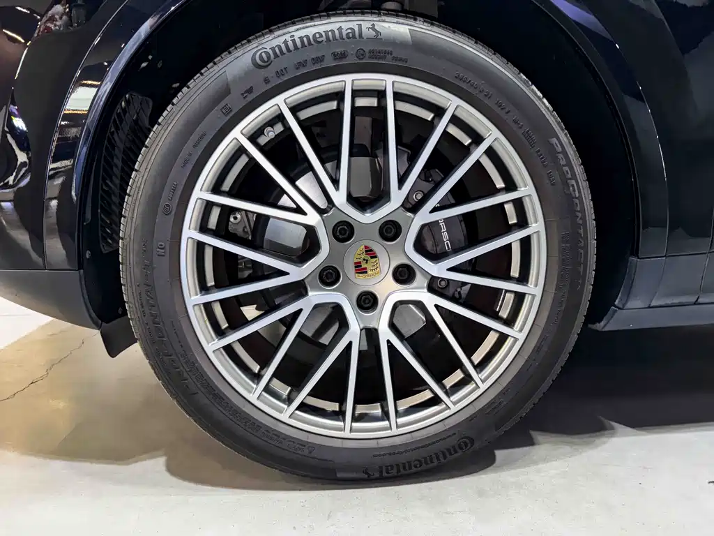 Porsche Cayenne 2023