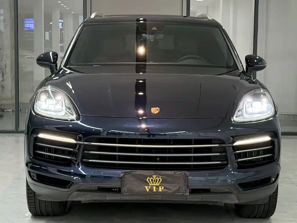 Porsche Cayenne 2022