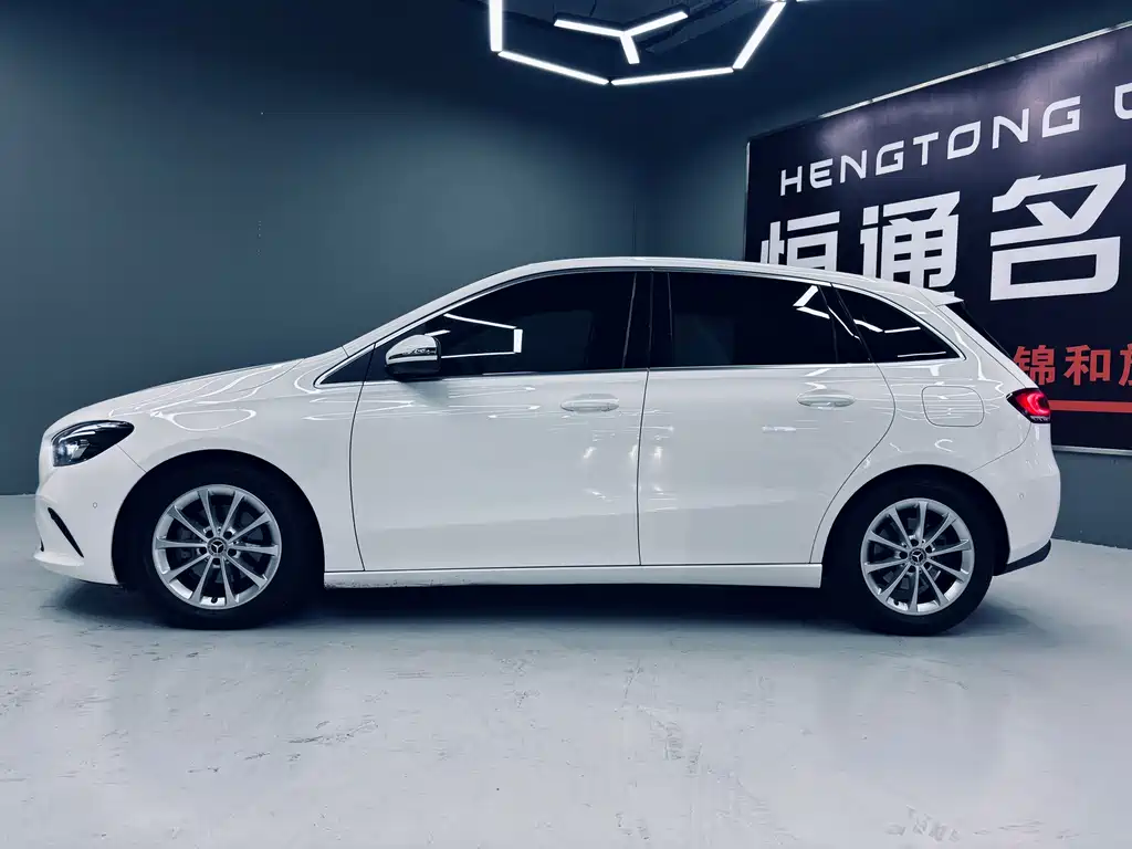 Mercedes-Benz B-Класс 2022