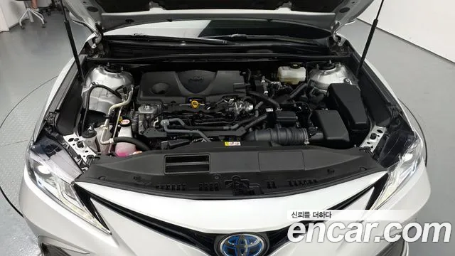Toyota Camry 2021