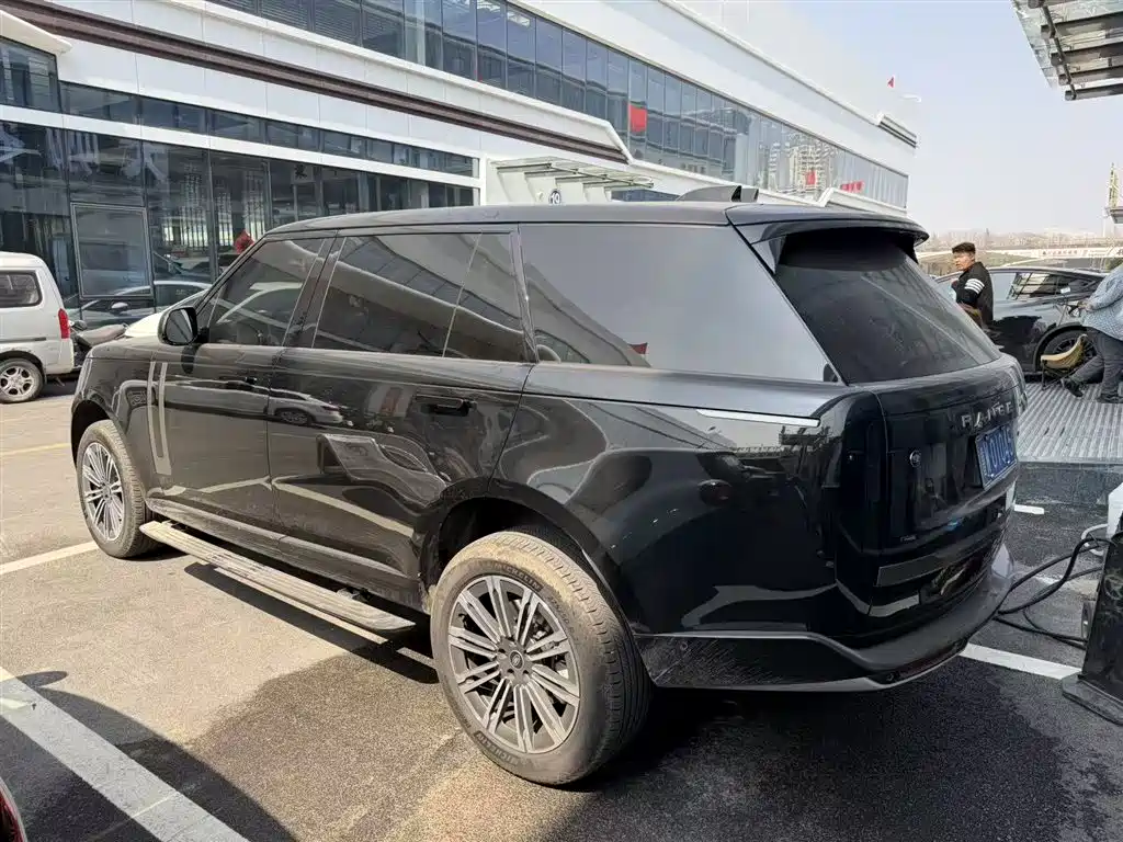 Land Rover Range Rover 2024