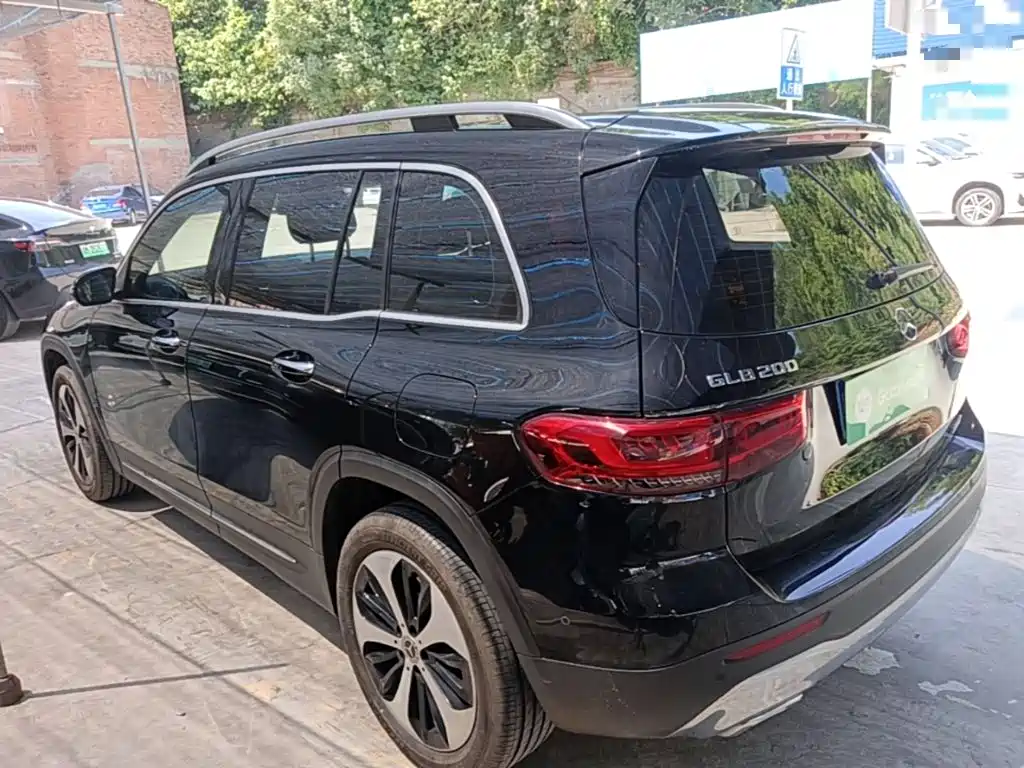 Mercedes-Benz GLB 2021