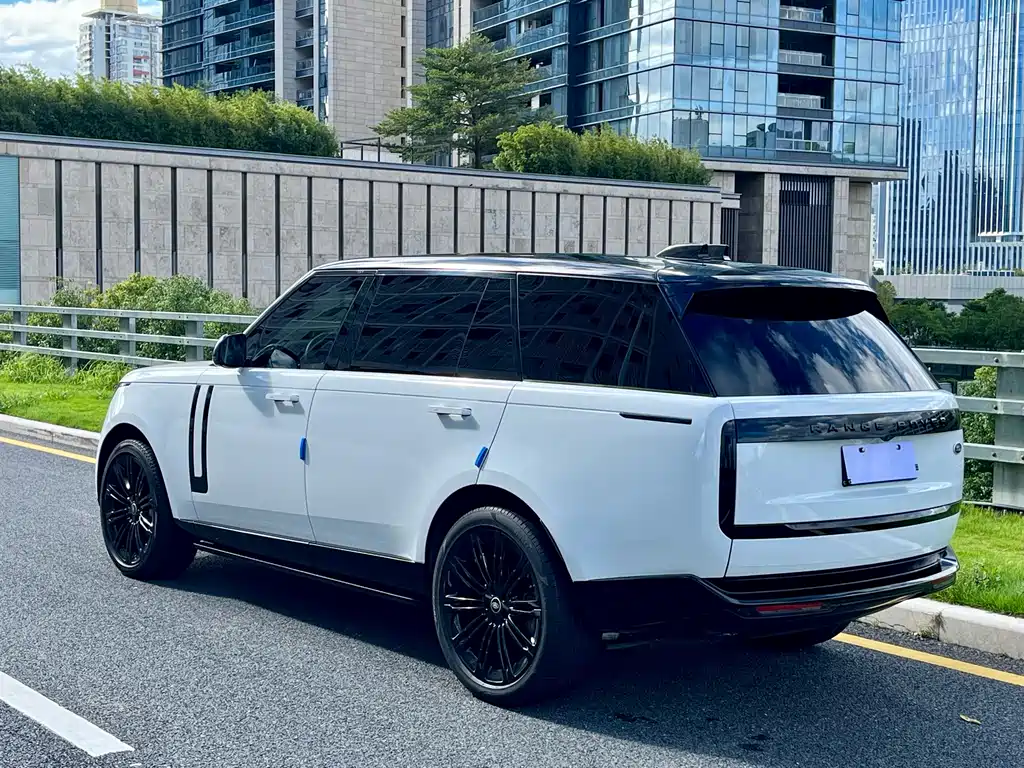 Land Rover Range Rover 2023