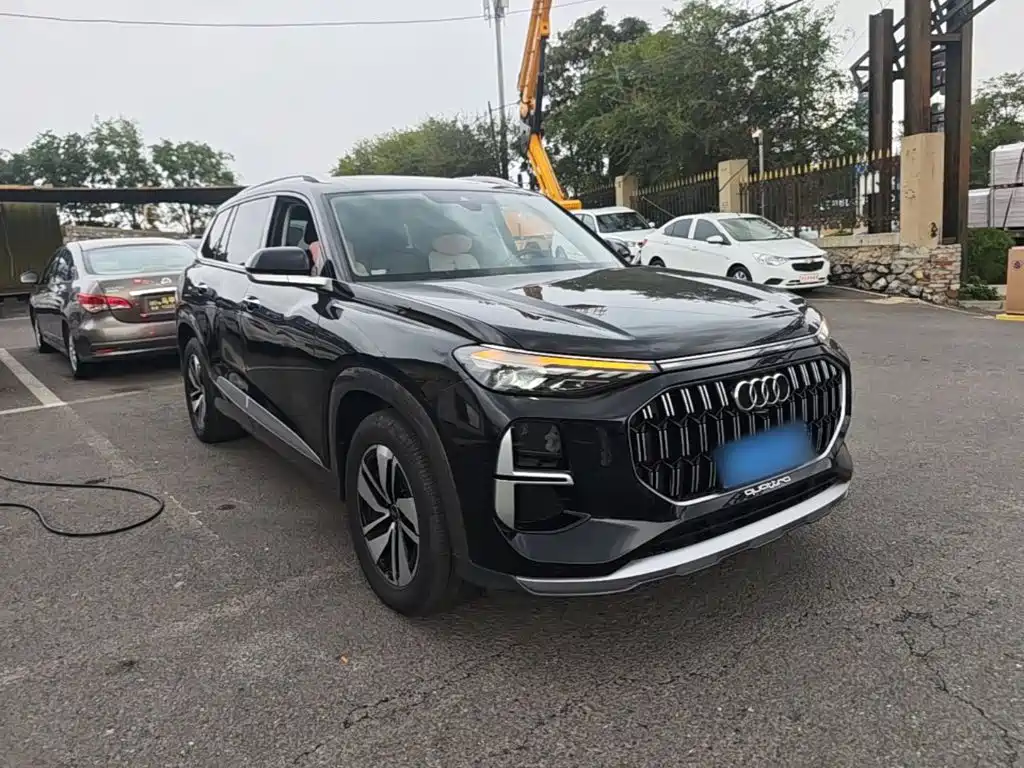 Audi Q6 2025