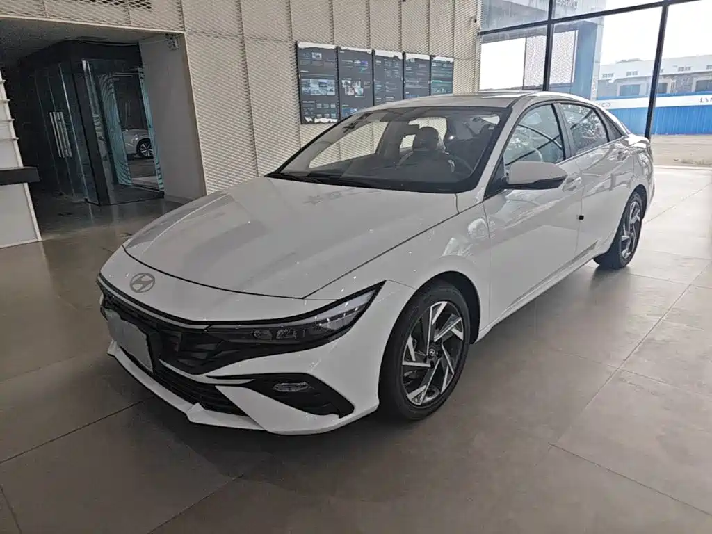 Hyundai Elantra 2026