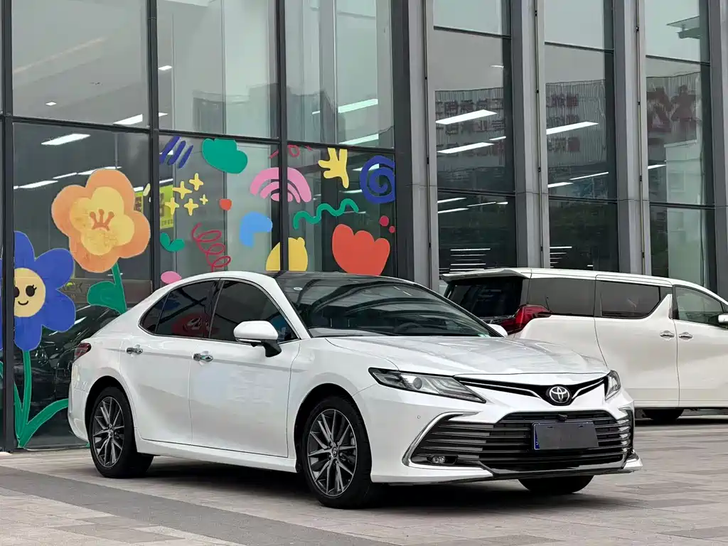 Toyota Camry 2023