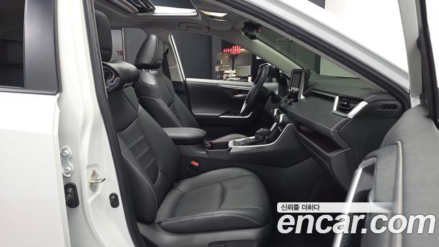 Toyota RAV4 2023