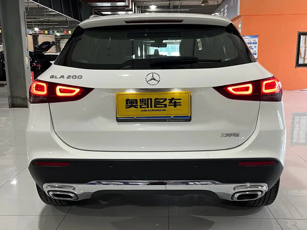 Mercedes-Benz GLA 2021