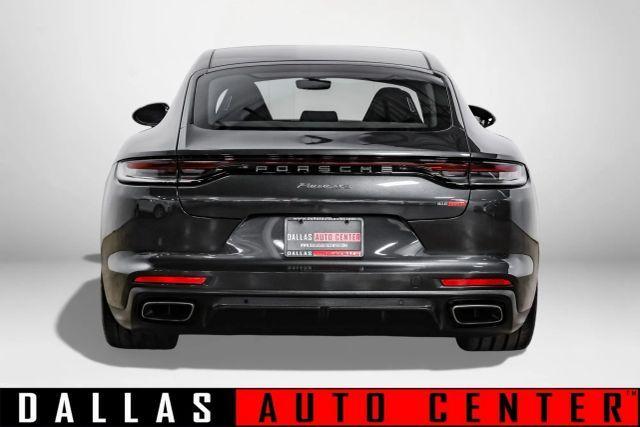 Porsche Panamera 2021