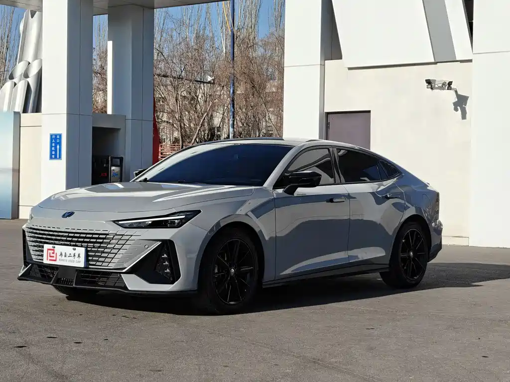 Changan UNI-V 2023