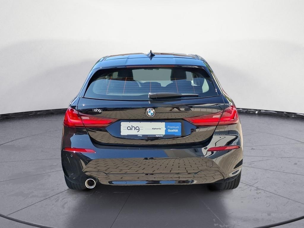 BMW 118 2023