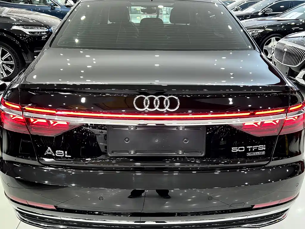Audi A8 2024