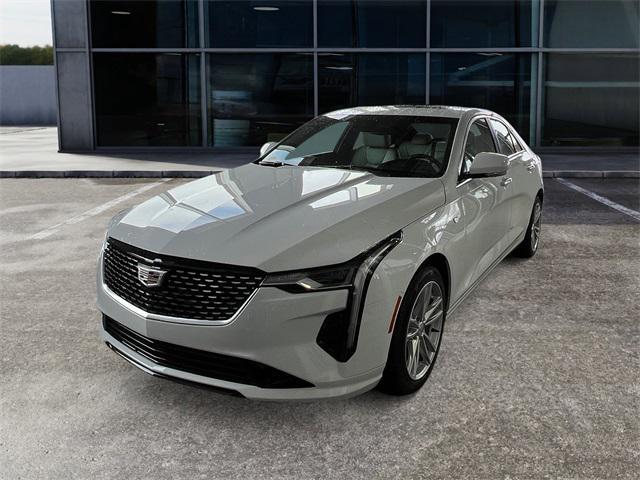 Cadillac CT4 2024