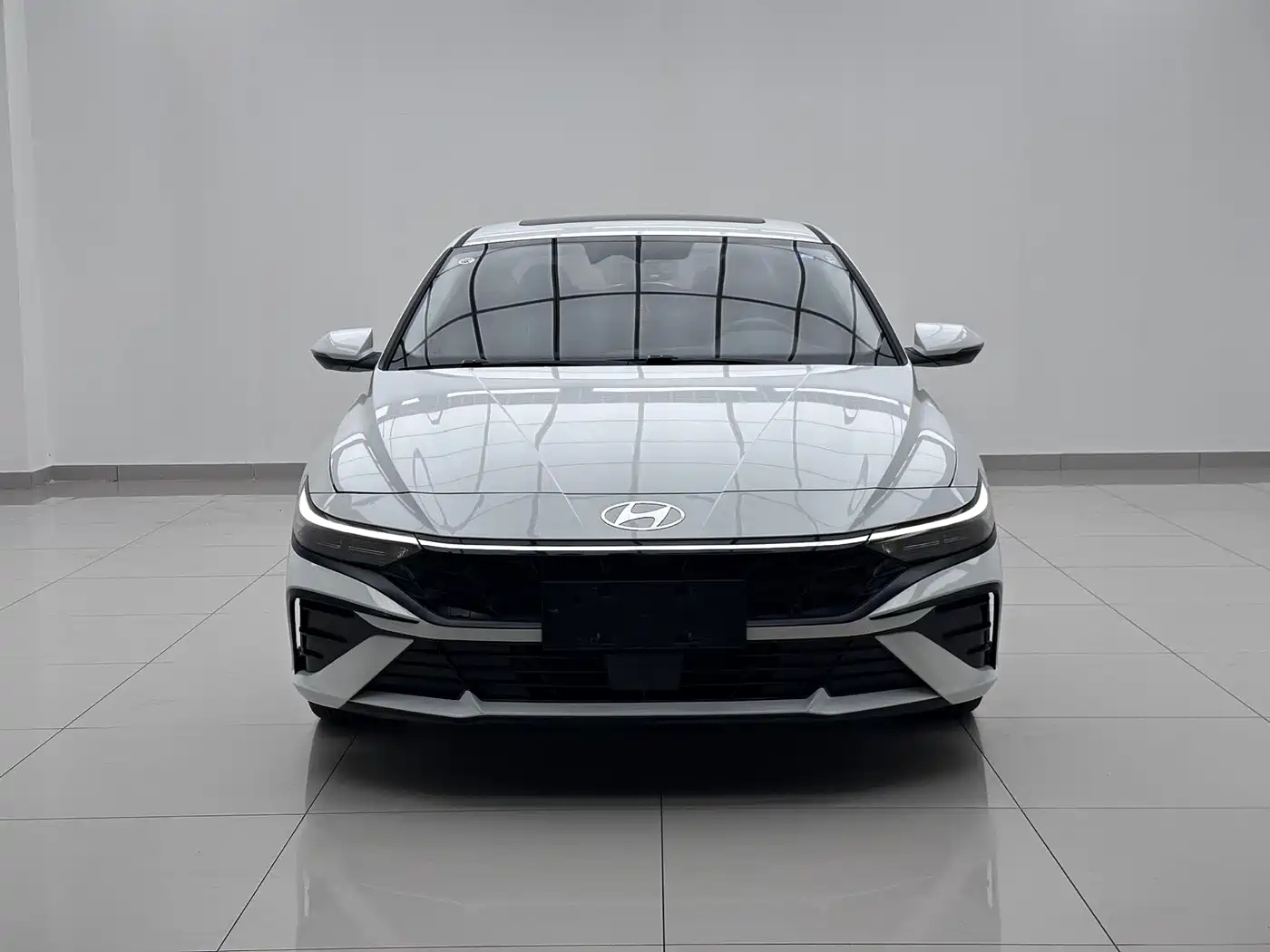 Hyundai Elantra 2023
