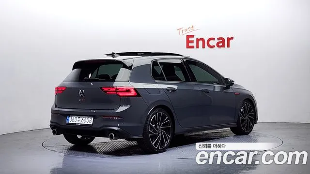 Volkswagen Golf 2024