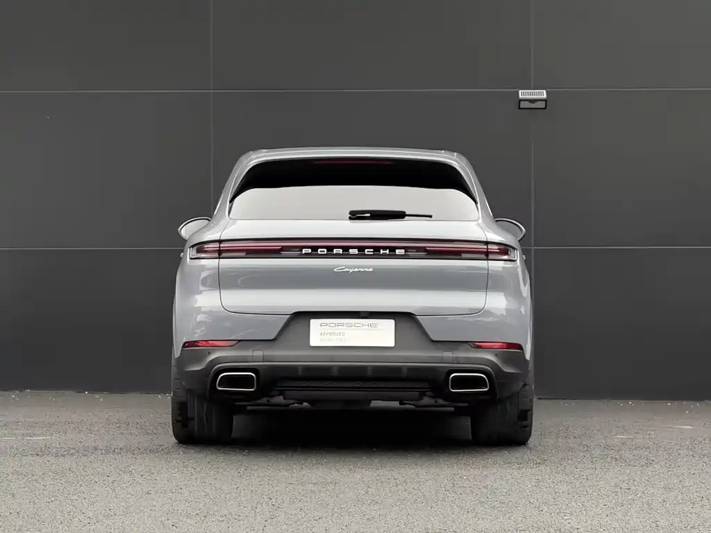 Porsche Cayenne 2024