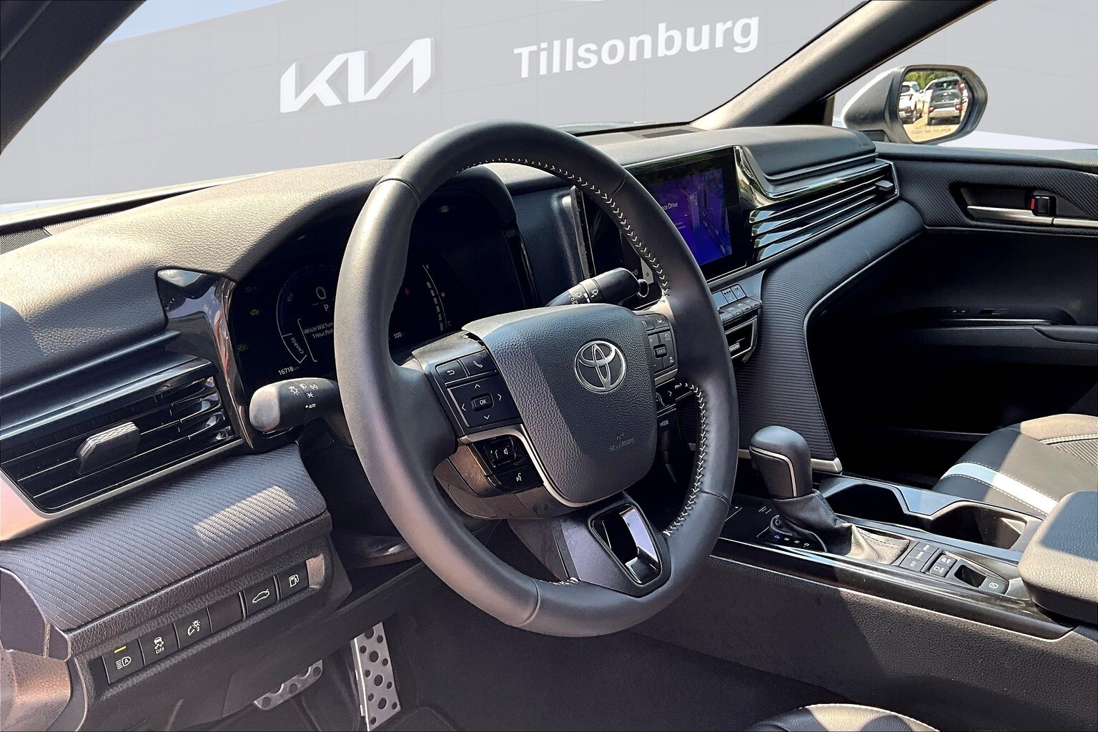 Toyota Camry 2025