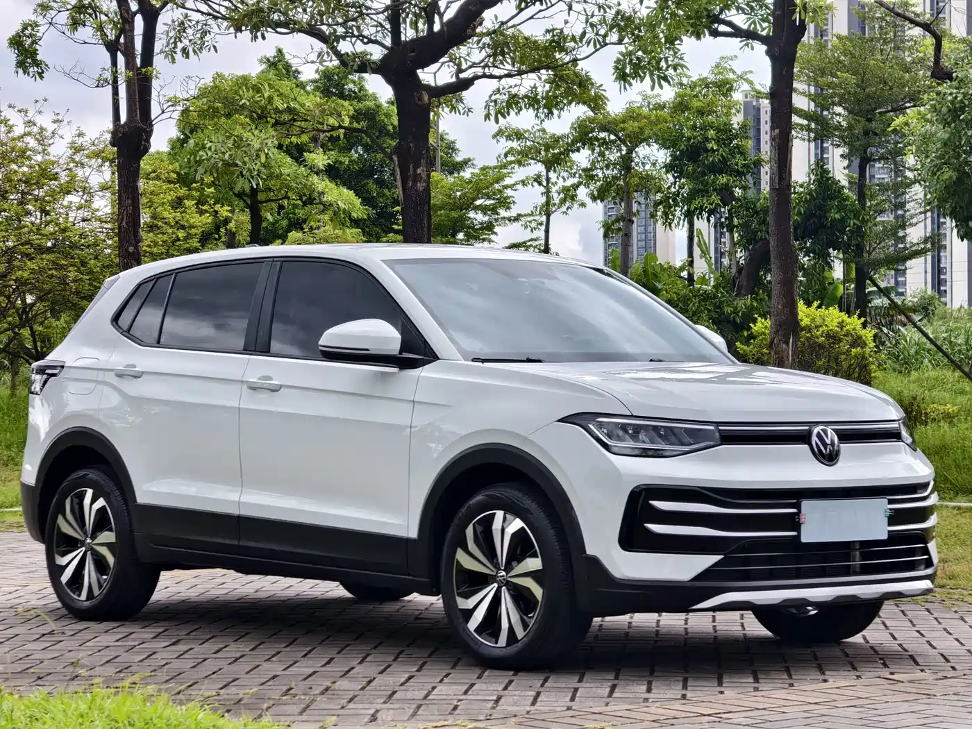 Volkswagen Tharu 2025