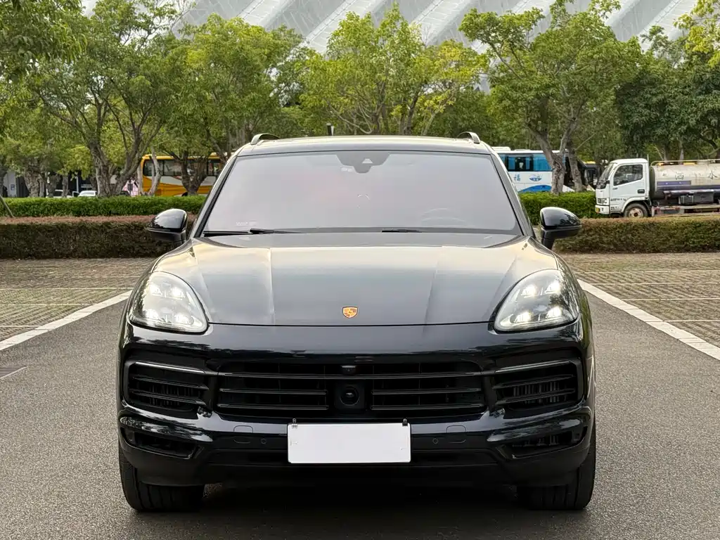 Porsche Cayenne 2022