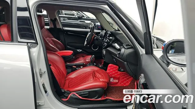Mini COOPER 2020