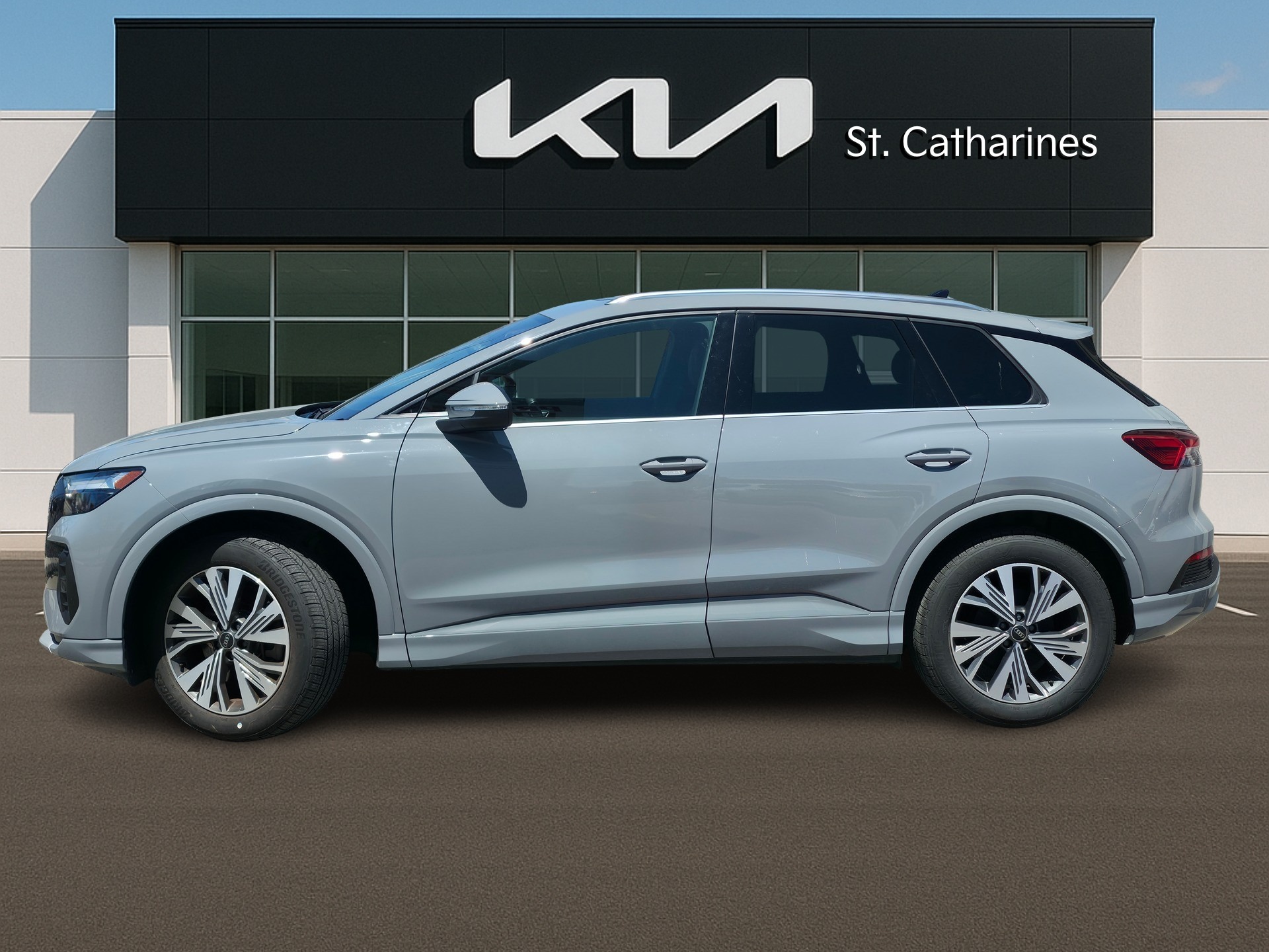 Audi Q4 e-tron 2024