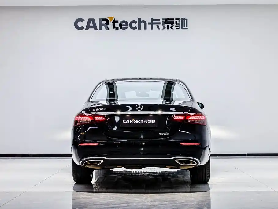 Mercedes-Benz E-Класс 2022