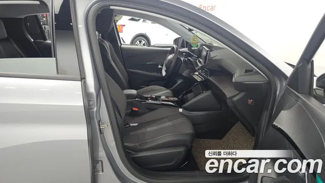 Peugeot 208 2022