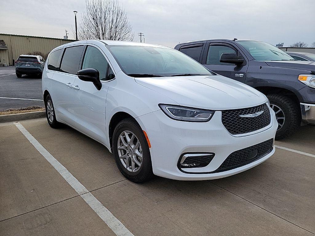 Chrysler Pacifica 2024