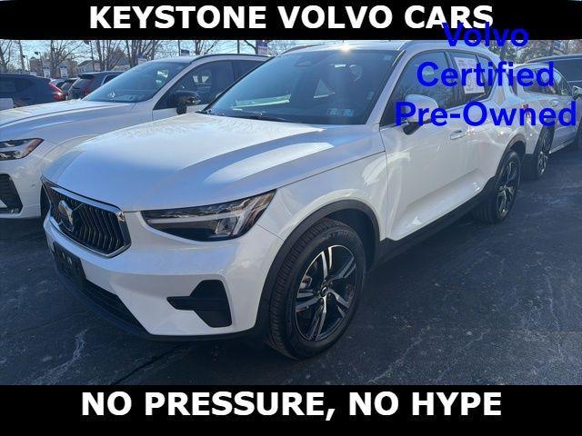 Volvo XC40 2025