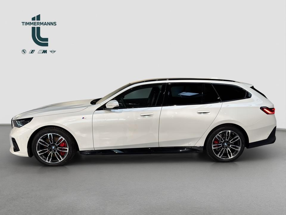 BMW 540 2025
