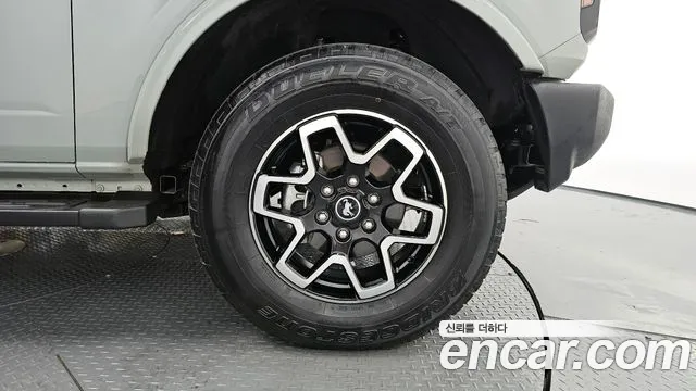 Ford Bronco 2022