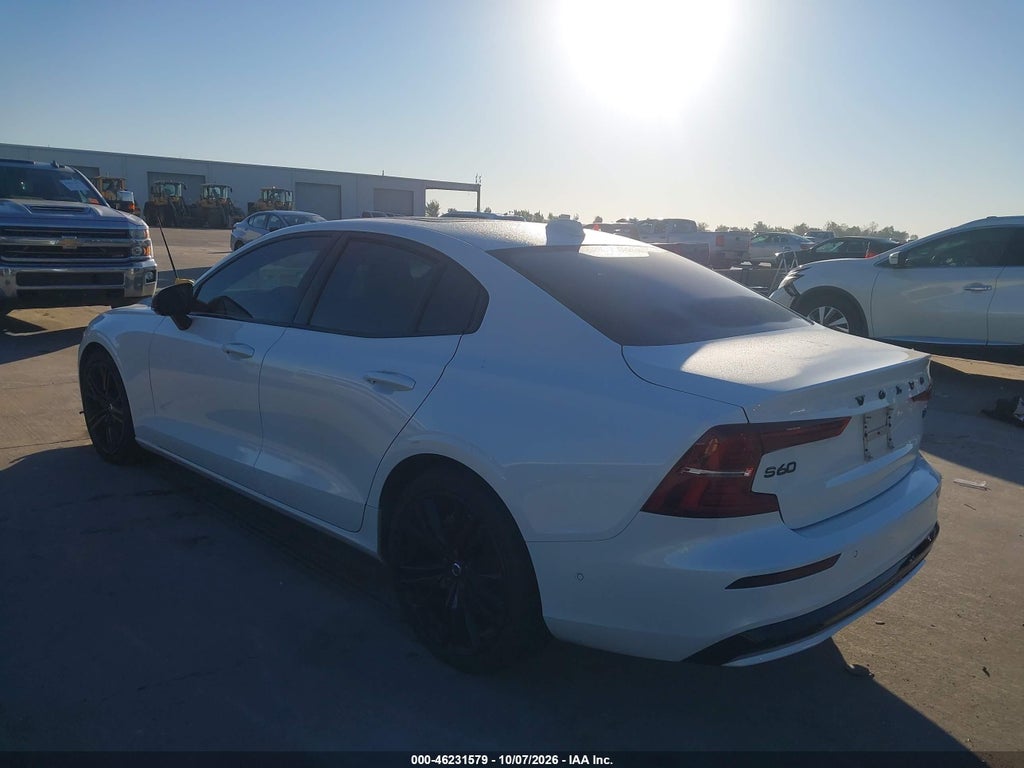 Volvo S60 2024