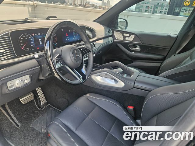 Mercedes-Benz GLS 2024