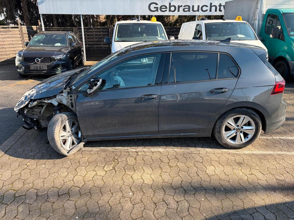 Volkswagen Golf 2021