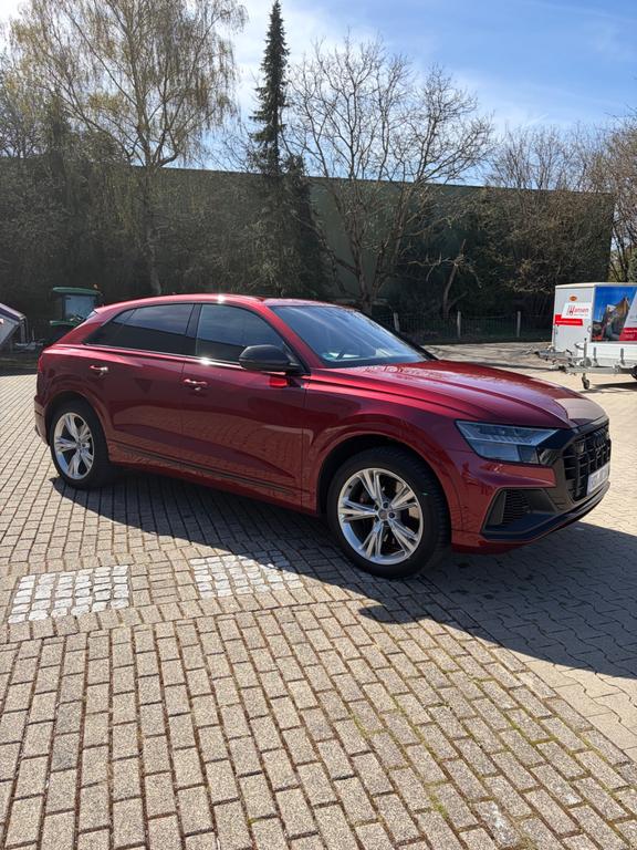 Audi SQ8 2021
