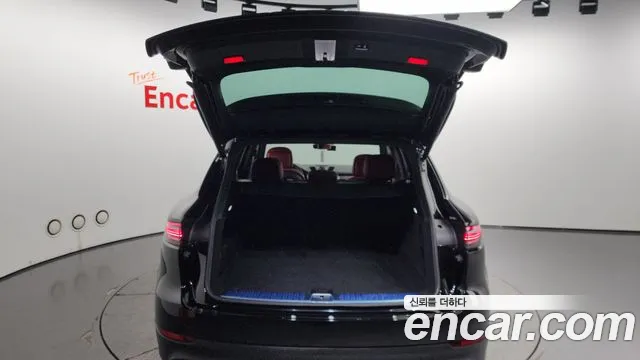Porsche Cayenne 2023