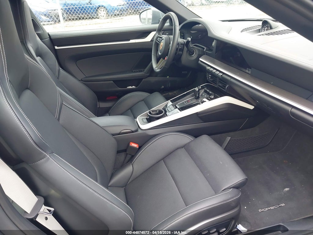 Porsche 911 2025