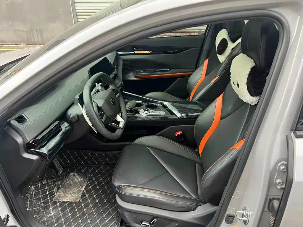 Changan UNI-V 2022