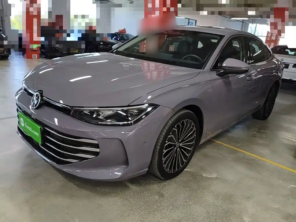 Volkswagen Passat 2024