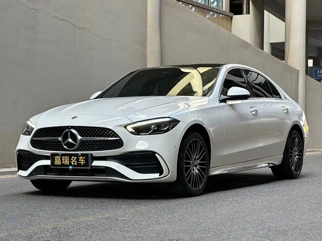 Mercedes-Benz C-Класс 2024