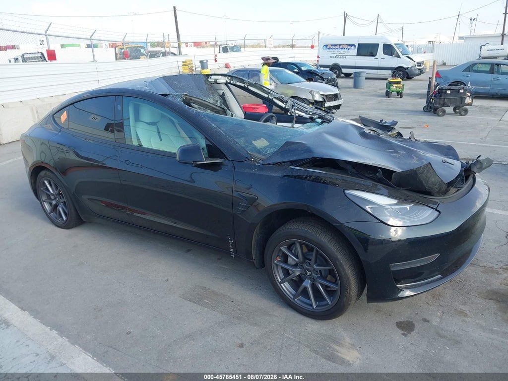 Tesla Model 3 2023