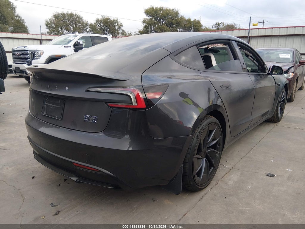Tesla Model 3 2024