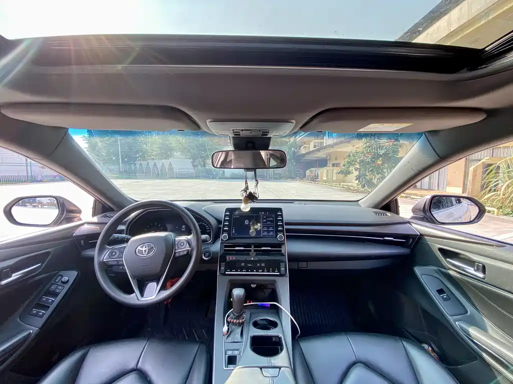 Toyota Avalon 2022
