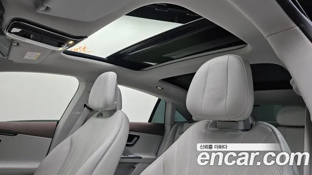 Mercedes-Benz EQE 2023