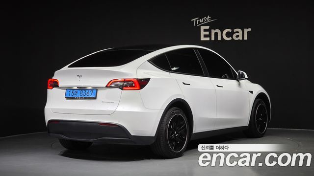 Tesla Model Y 2022