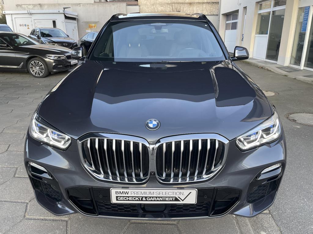 BMW X5 2021