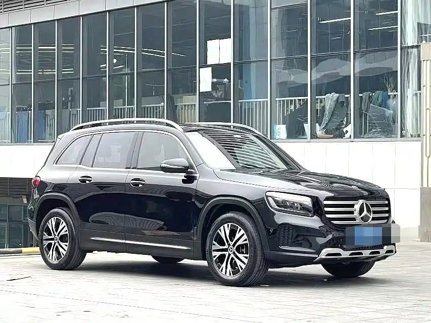 Mercedes-Benz GLB 2024